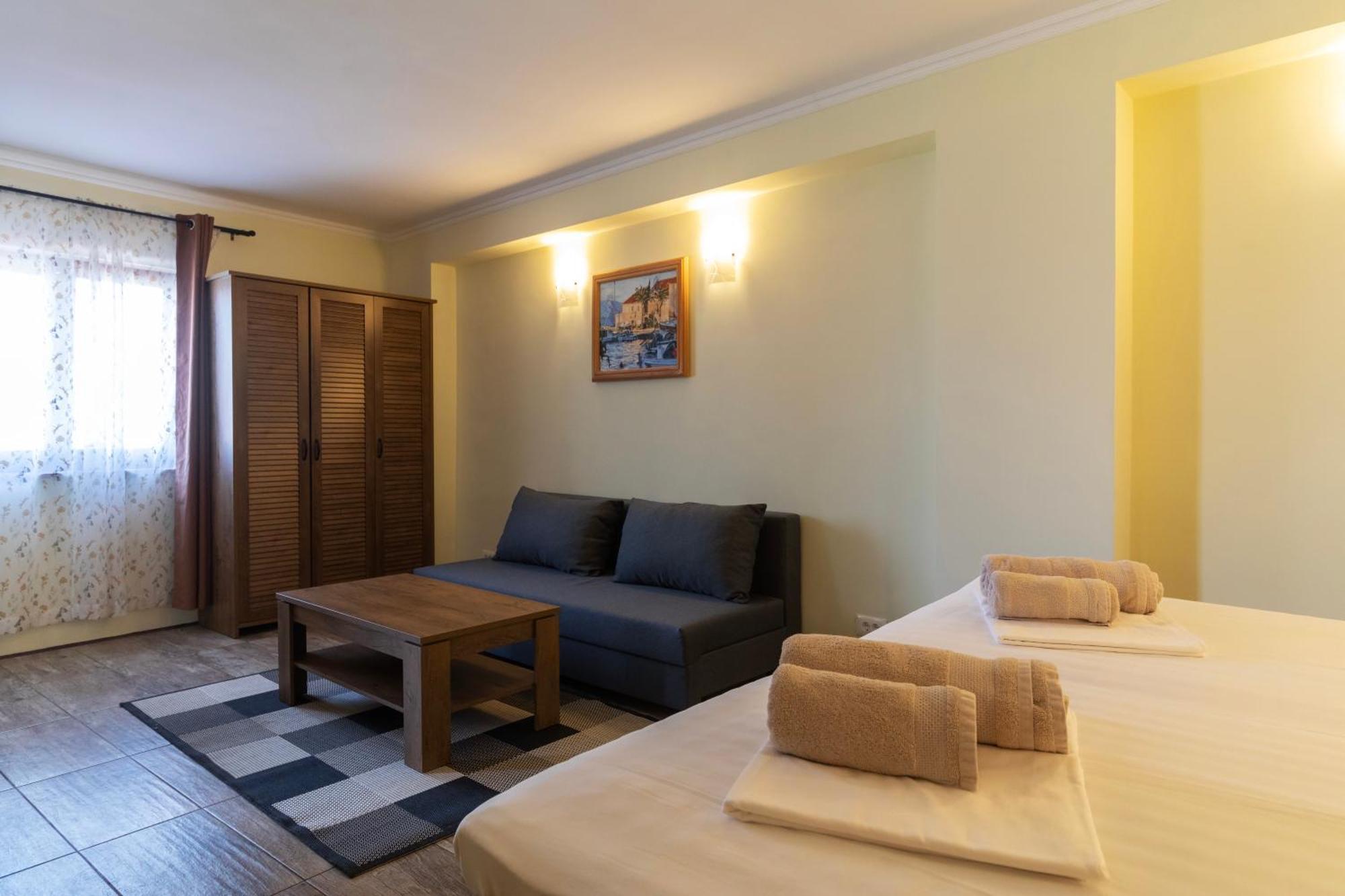 Taverna & Rooms Sutivan Ngoại thất bức ảnh